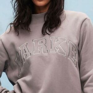 Parker Women's Gray Crew Neck Sweater